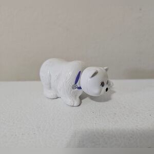 Vintage 1993 Kenner Littlest Pet Shop LPS White Bear Polar Bear Zoo Polar Pets